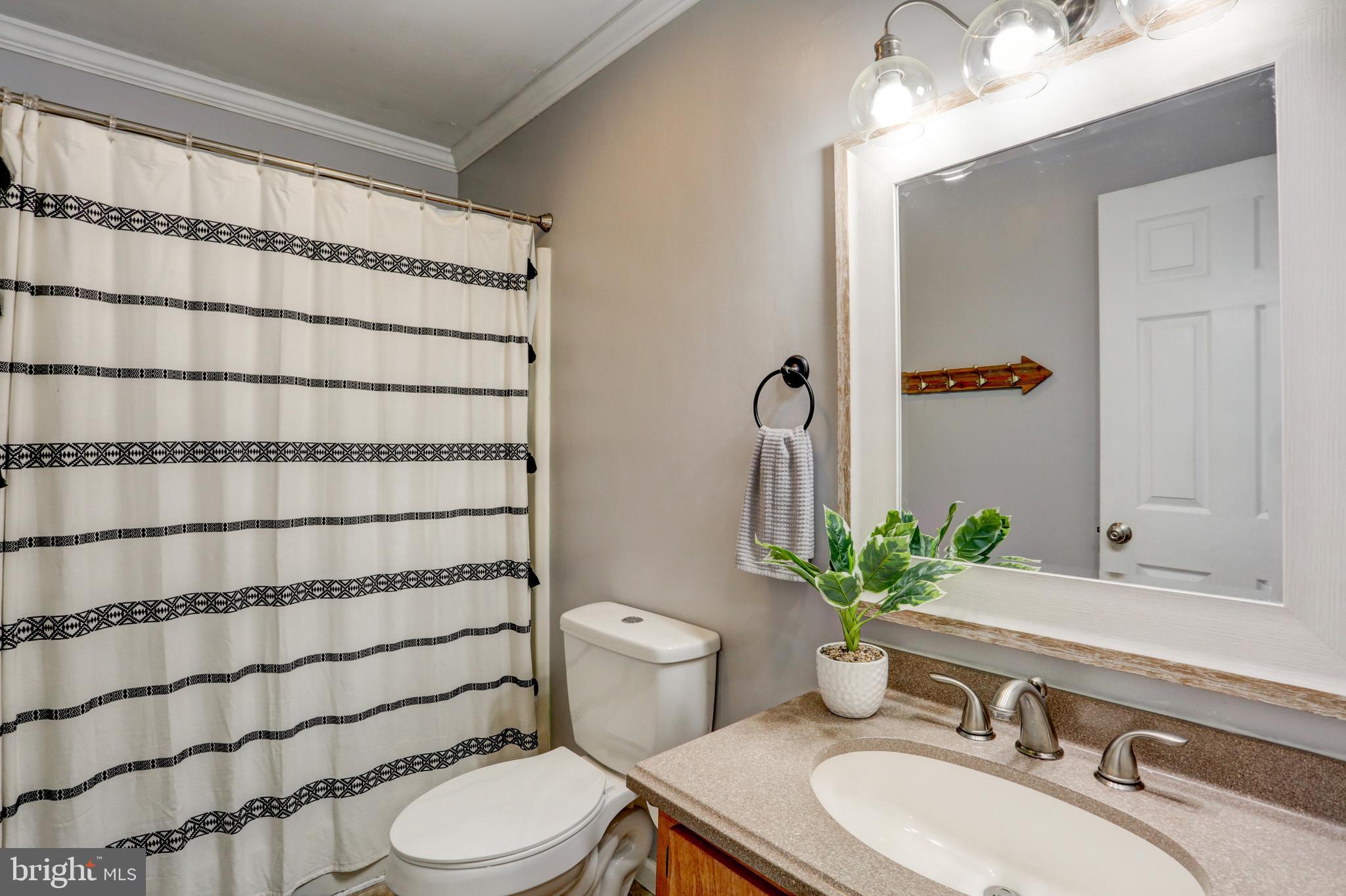 4095 Forrest Road Mount Joy, PA 17552 - Photo 27 of 46 full bath