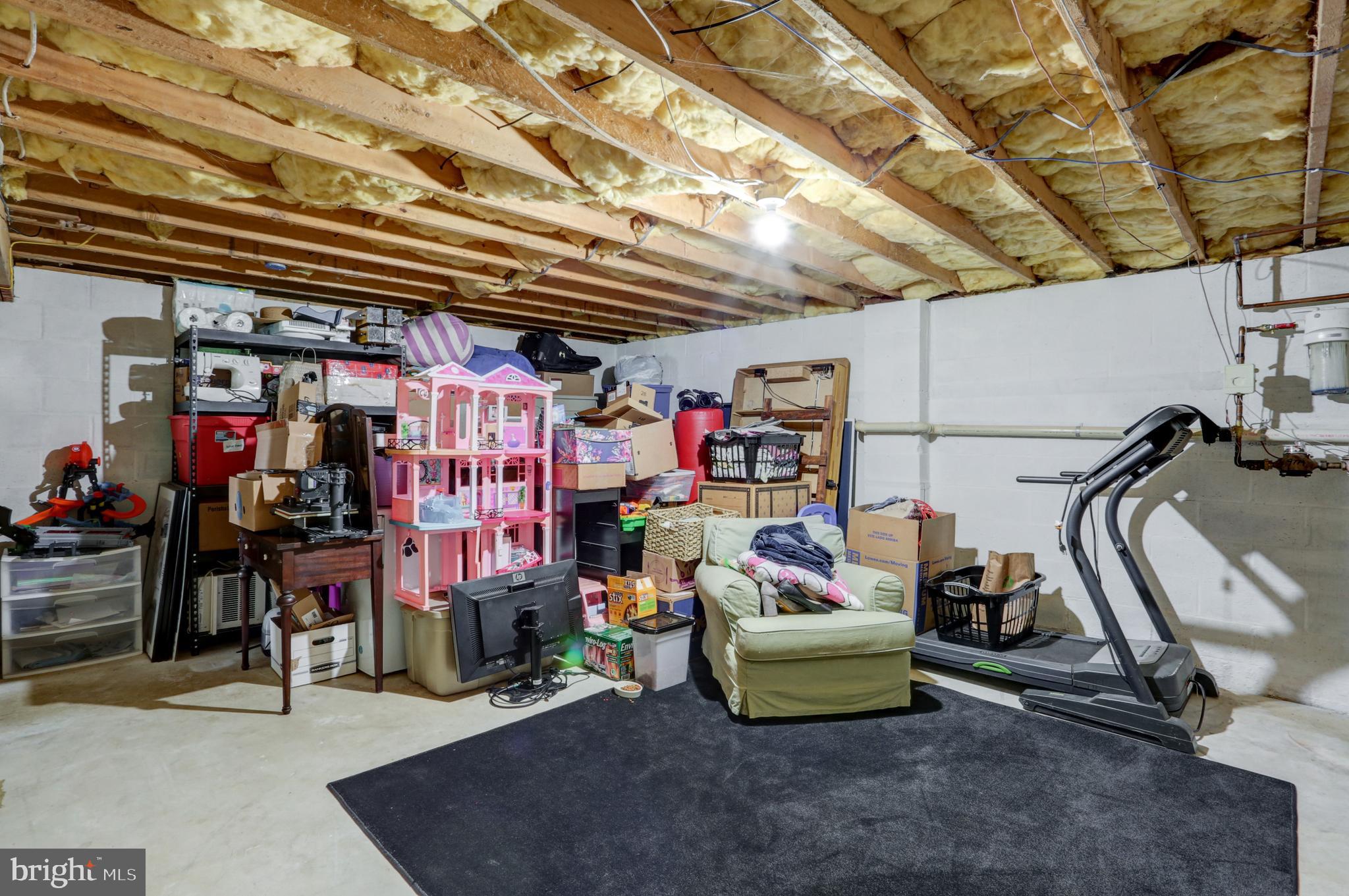 4095 Forrest Road Mount Joy, PA 17552 - Photo 41 of 46 storage area