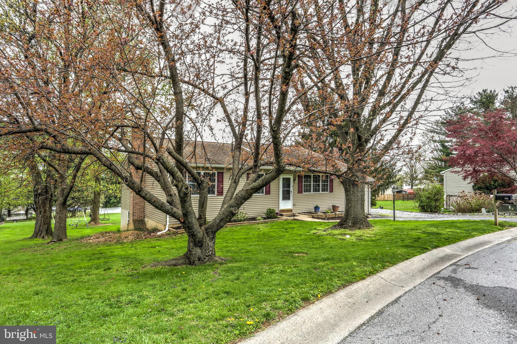 4095 Forrest Road Mount Joy, PA 17552 - Photo 6 of 46 Gallery Image 6