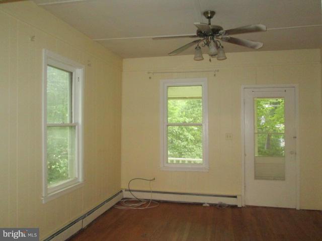 4111 Old Mill Road Alexandria, VA 22309 - Photo 14 of 30 Living Room