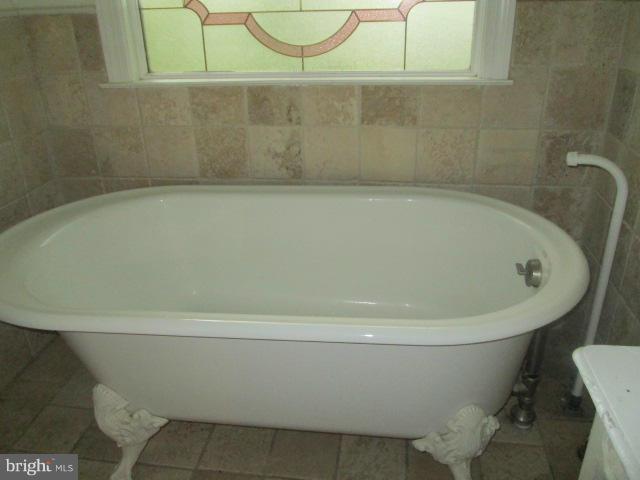 4111 Old Mill Road Alexandria, VA 22309 - Photo 21 of 30 Bath