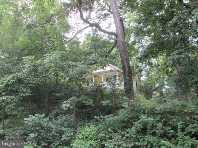 4111 Old Mill Road Alexandria, VA 22309 - Photo 4 of 30 Exterior (General)
