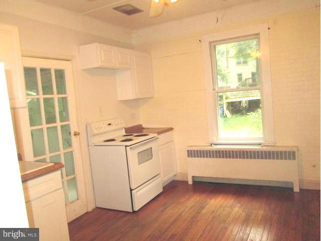 4111 Old Mill Road Alexandria, VA 22309 - Photo 6 of 30 Kitchen