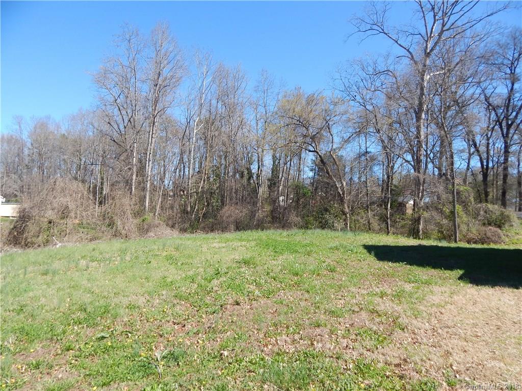 5030 Elizabeth Road Charlotte, NC 28269 - Photo 3 of 6 Gallery Image 3