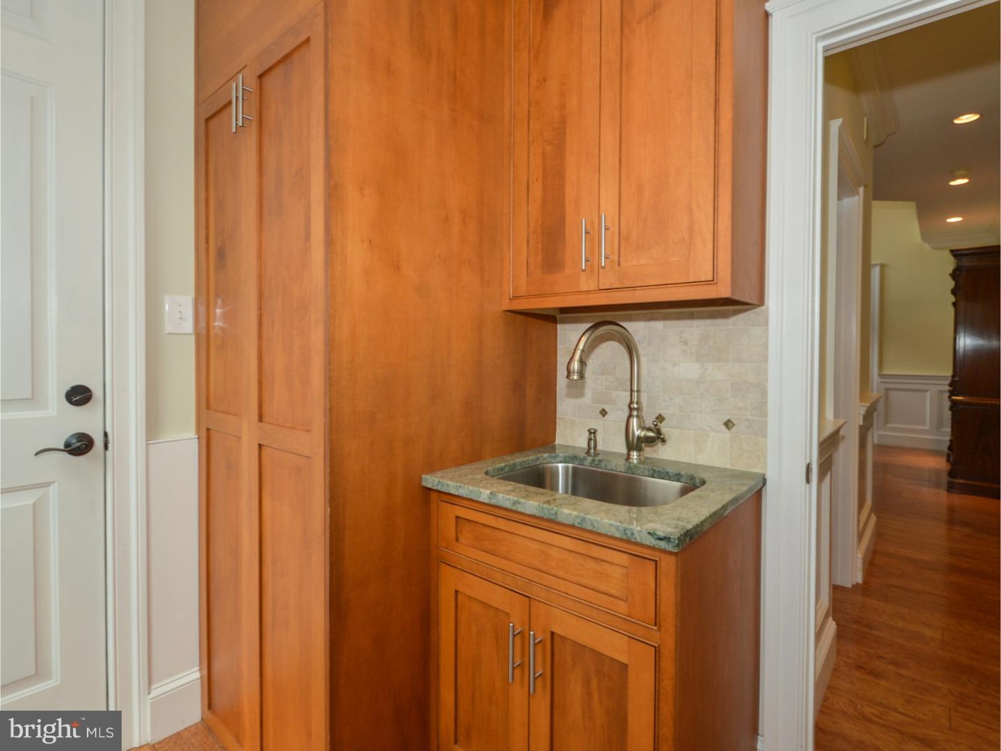 905 Ridgeview Lane Ambler, PA 19002 - Photo 11 of 25 Gallery Image 11