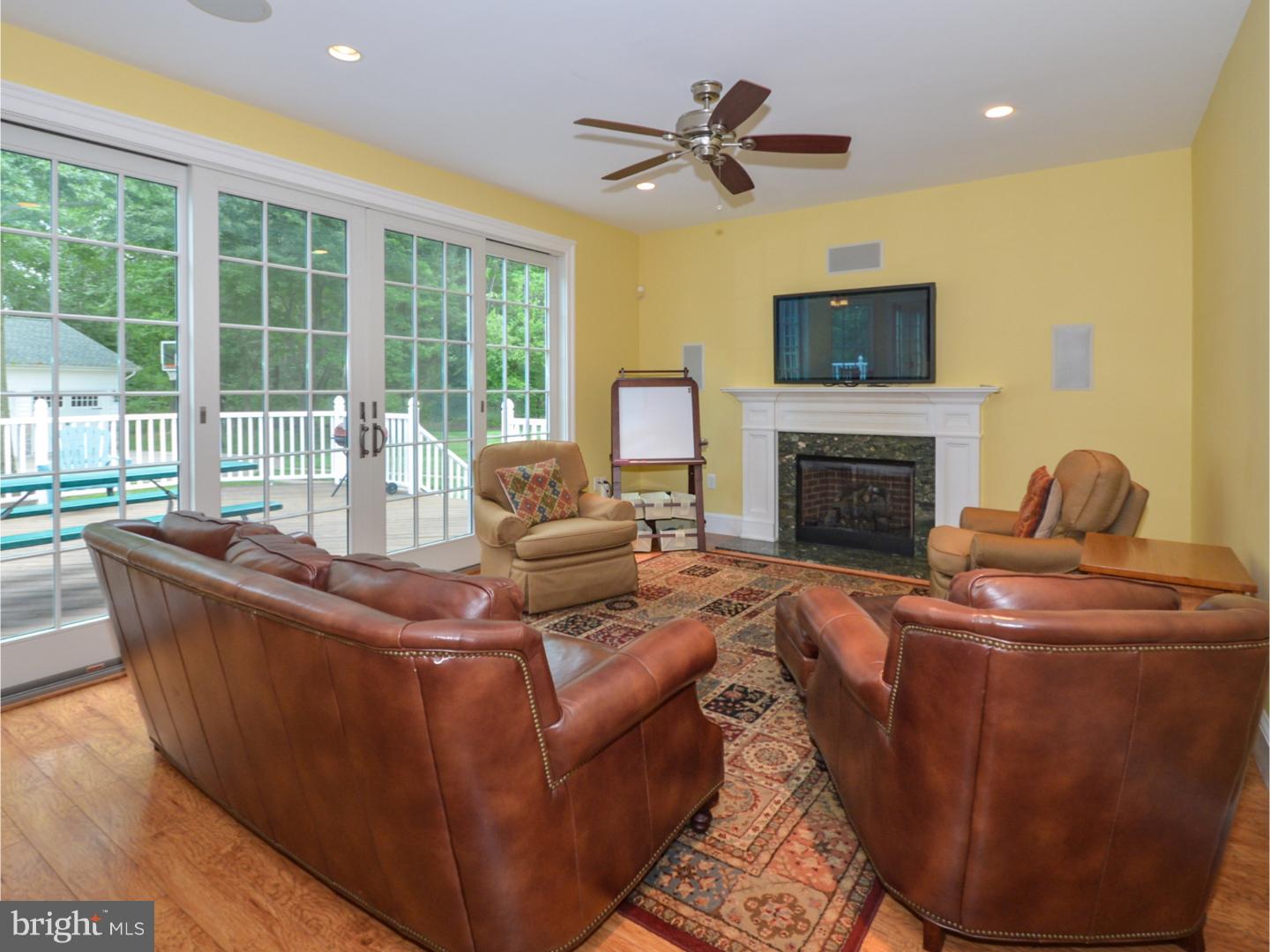 905 Ridgeview Lane Ambler, PA 19002 - Photo 10 of 25 Gallery Image 10