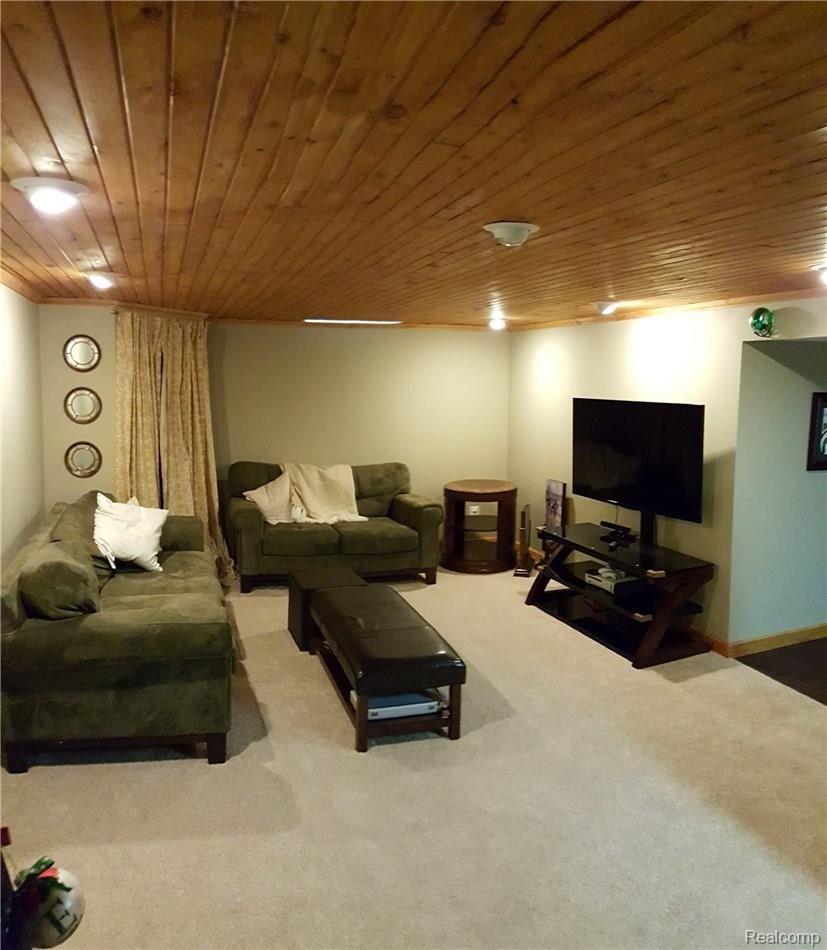 5651 Beechview Drive Rochester, MI 48306 - Photo 19 of 23 Beechview5651_20.jpg