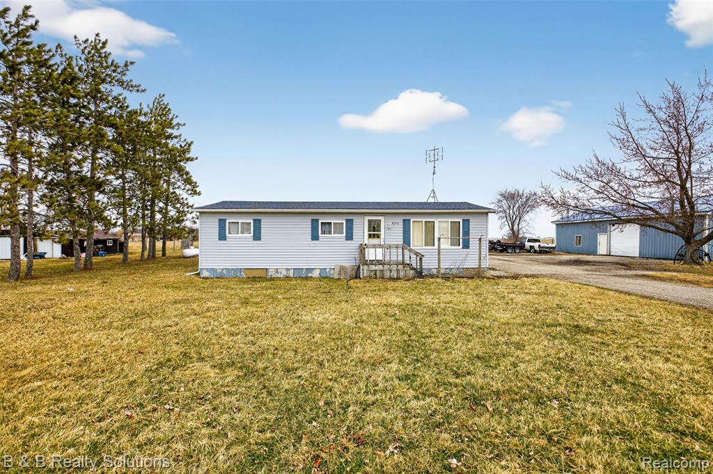 6946 Clifford Road Marlette, MI 48453 - Photo 1 of 25