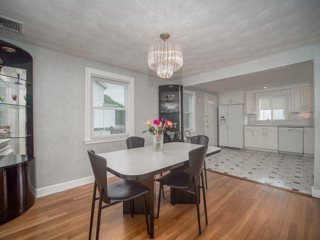104 Chesbrough Road Boston, MA 02132 - Photo 4 of 32