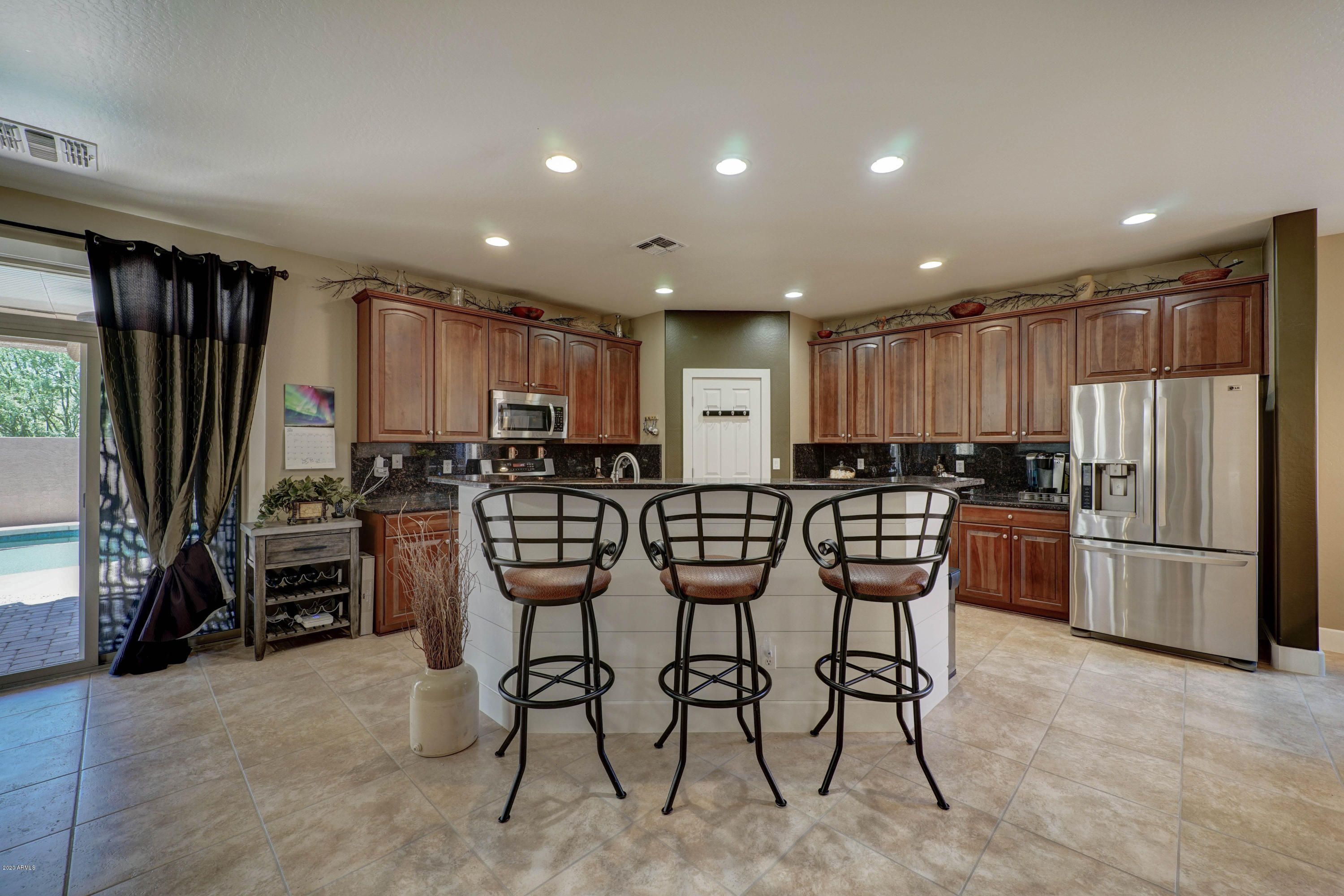 6835 West Carter Road Laveen, AZ 85339 - Photo 4 of 38 6835 W Carter Rd-10