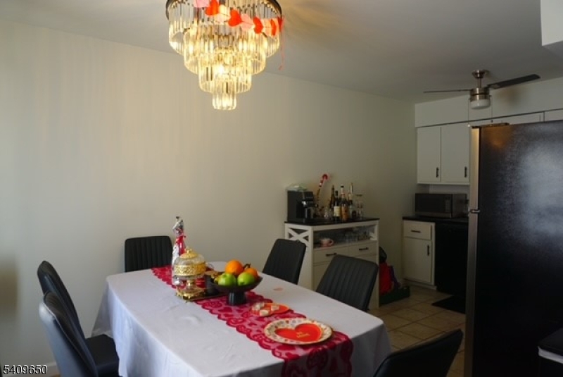 2007 Stonegate Lane Stanhope, NJ 07874 - Photo 7 of 17