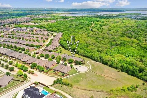 $735,000 | 2802 Sherwood Drive, Trophy Club, TX 76262