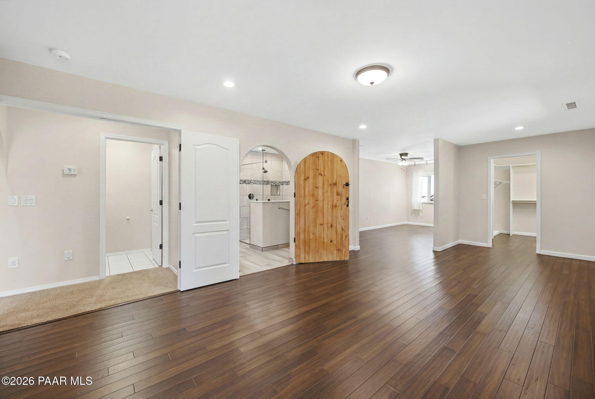 2855 West Willow Oak Road Prescott, AZ 86305 - Photo 22 of 43 Primary Bedroom