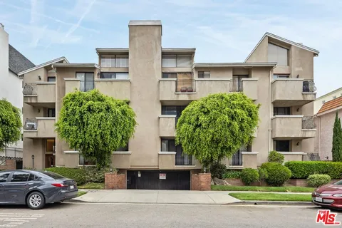 $1,075,000 | 1630 South Bentley Avenue, Unit 202, Los Angeles, CA 90025