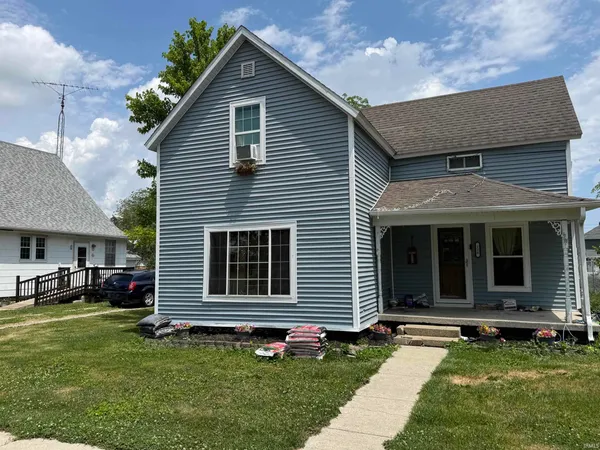 $189,900 | 128 South Brooks Street, Francesville, IN 47946