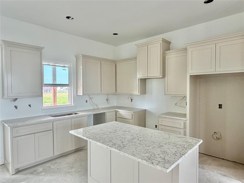 2012 Collin Street Weatherford, TX 76085 - Photo 6 of 8