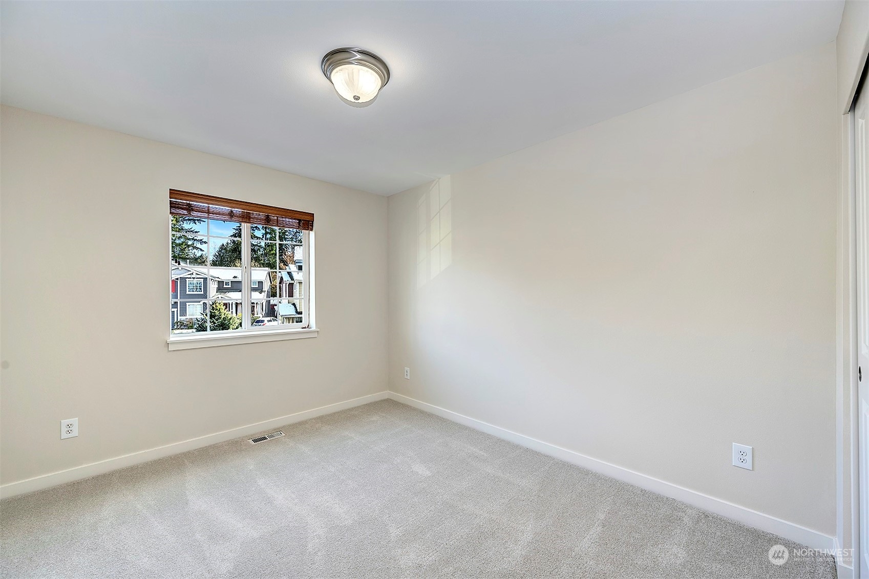 21926 44th Drive Southeast Bothell, WA 98021 - Photo 24 of 34