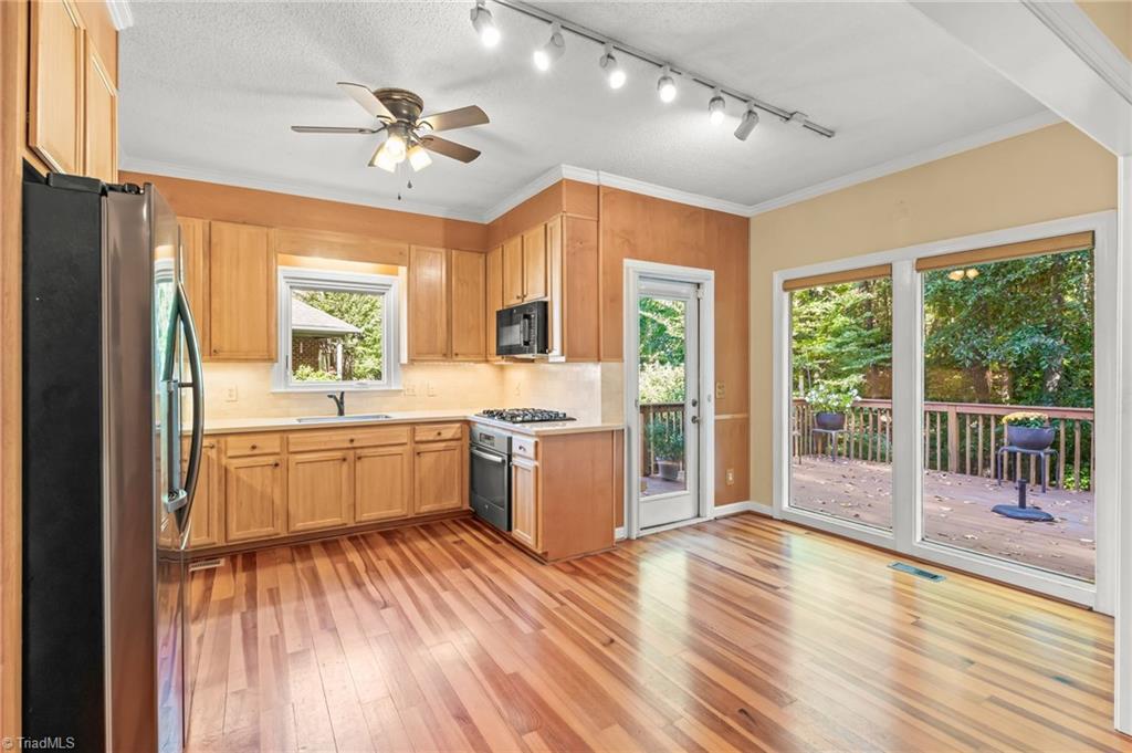 921 Flicker Lane High Point, NC 27262 - Photo 16 of 34