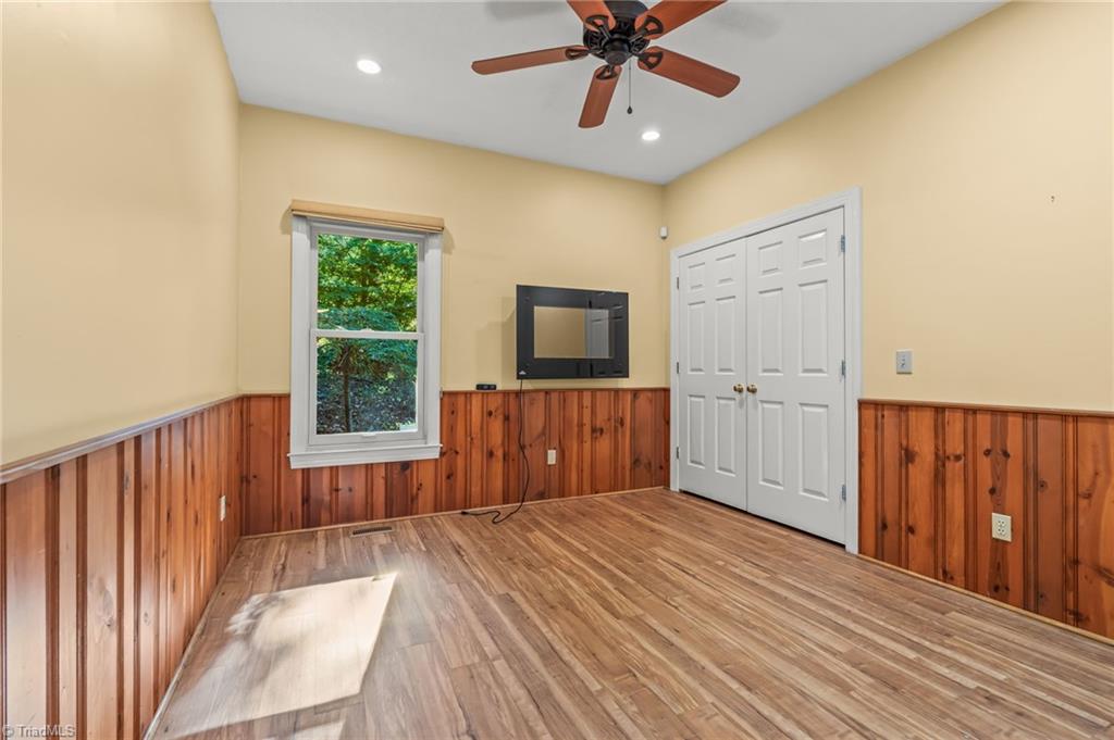 921 Flicker Lane High Point, NC 27262 - Photo 25 of 34