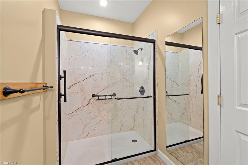 921 Flicker Lane High Point, NC 27262 - Photo 29 of 34