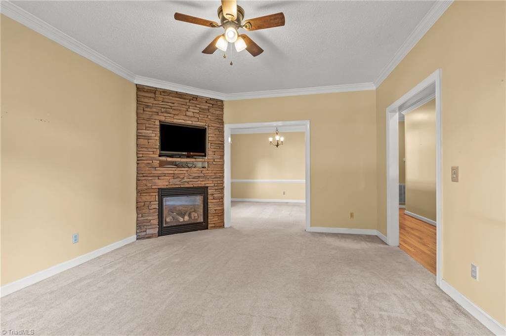 921 Flicker Lane High Point, NC 27262 - Photo 10 of 34