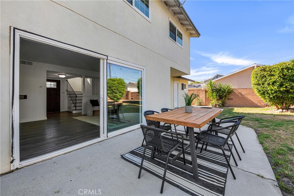 2104 Lysander Avenue Simi Valley, CA 93065 - Photo 24 of 36