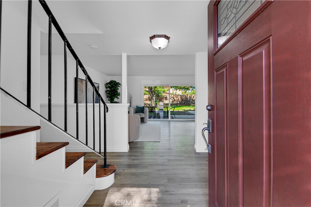 2104 Lysander Avenue Simi Valley, CA 93065 - Photo 3 of 36