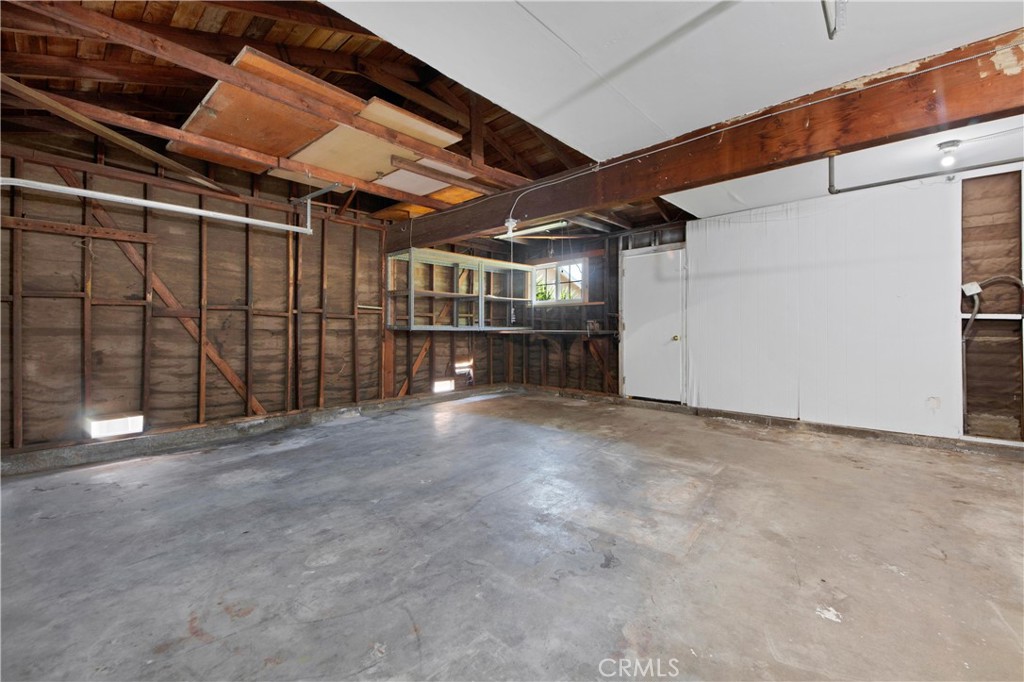 2104 Lysander Avenue Simi Valley, CA 93065 - Photo 31 of 36