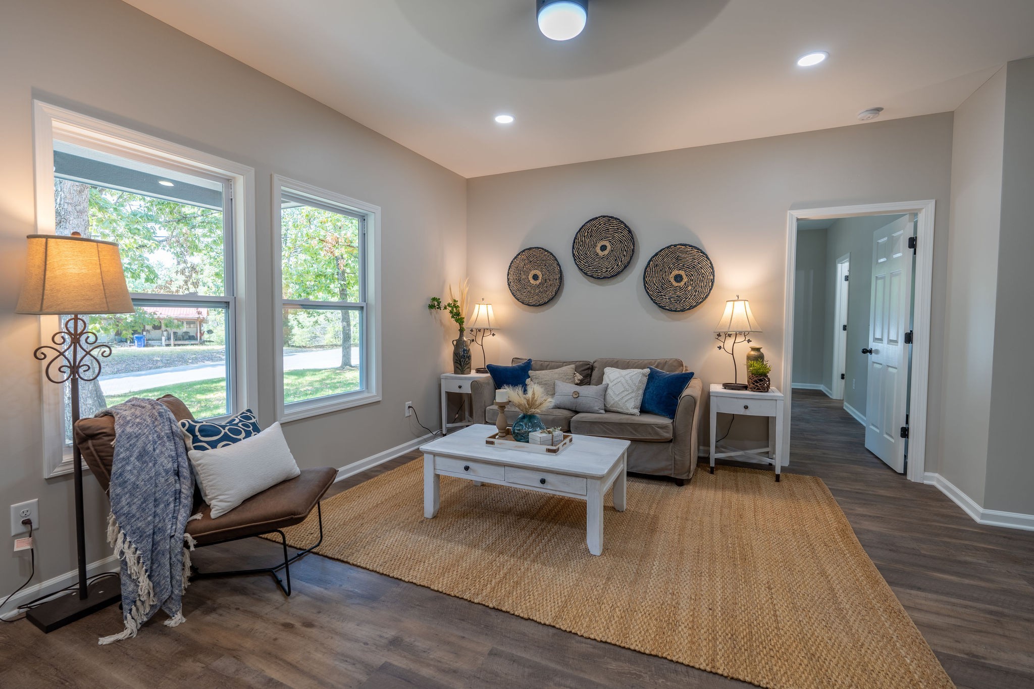 413 Market Street Waynesboro, TN 38485 - Photo 6 of 17 a living room with furniture wooden floor and window