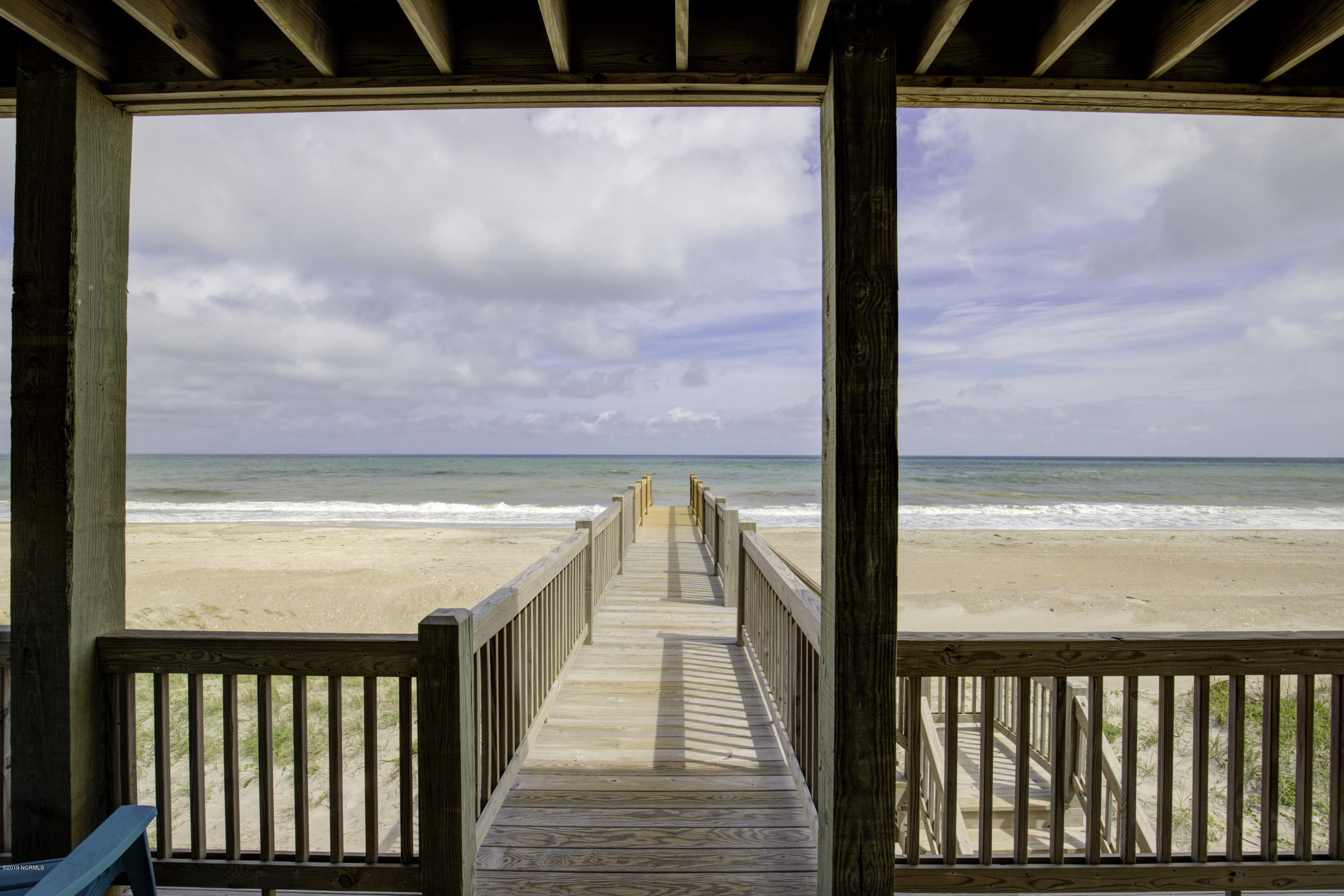 706 New River Inlet Road North Topsail Beach, NC 28460 - Photo 13 of 53 706 NRIR - Interiors_12