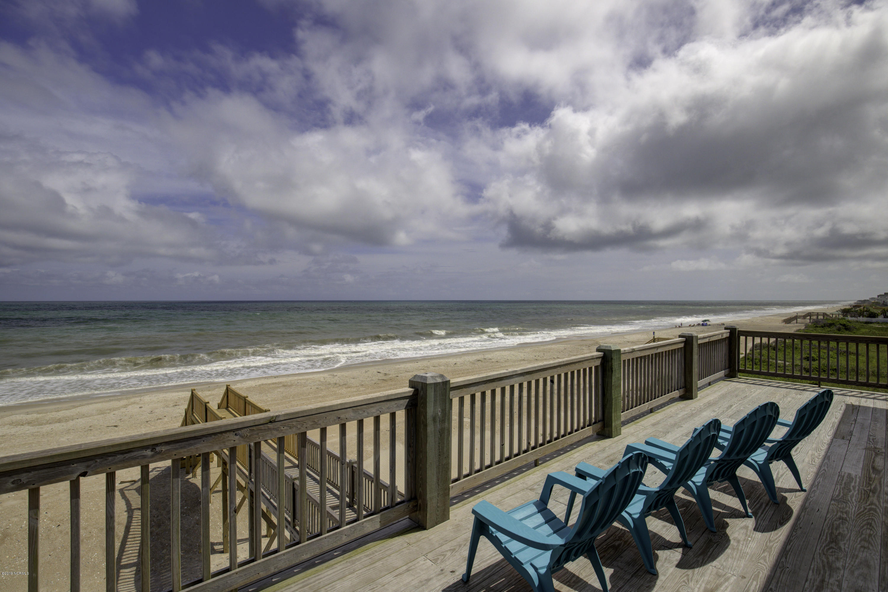 706 New River Inlet Road North Topsail Beach, NC 28460 - Photo 18 of 53 706 NRIR - Interiors_17