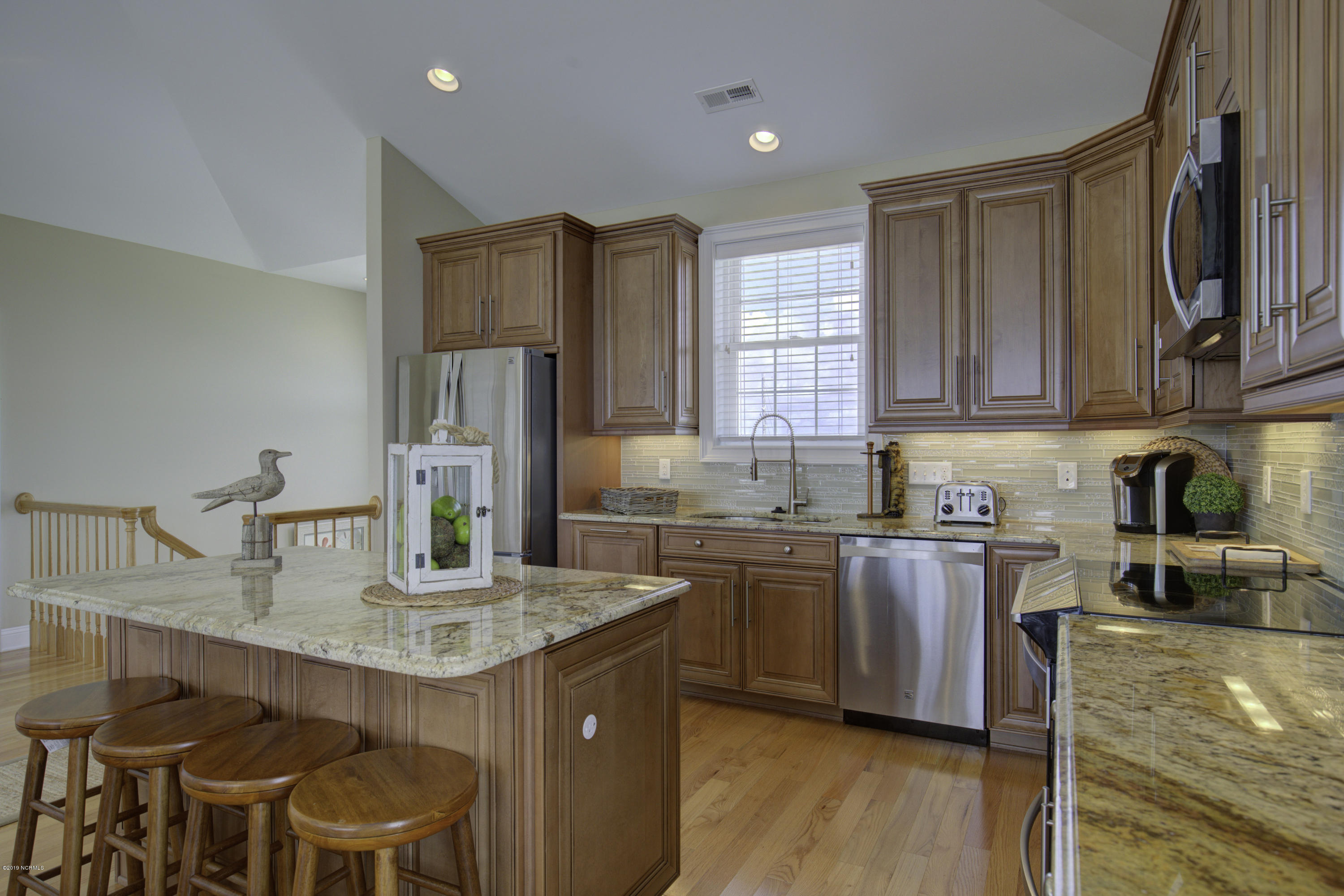 706 New River Inlet Road North Topsail Beach, NC 28460 - Photo 36 of 53 706 NRIR - Interiors_36