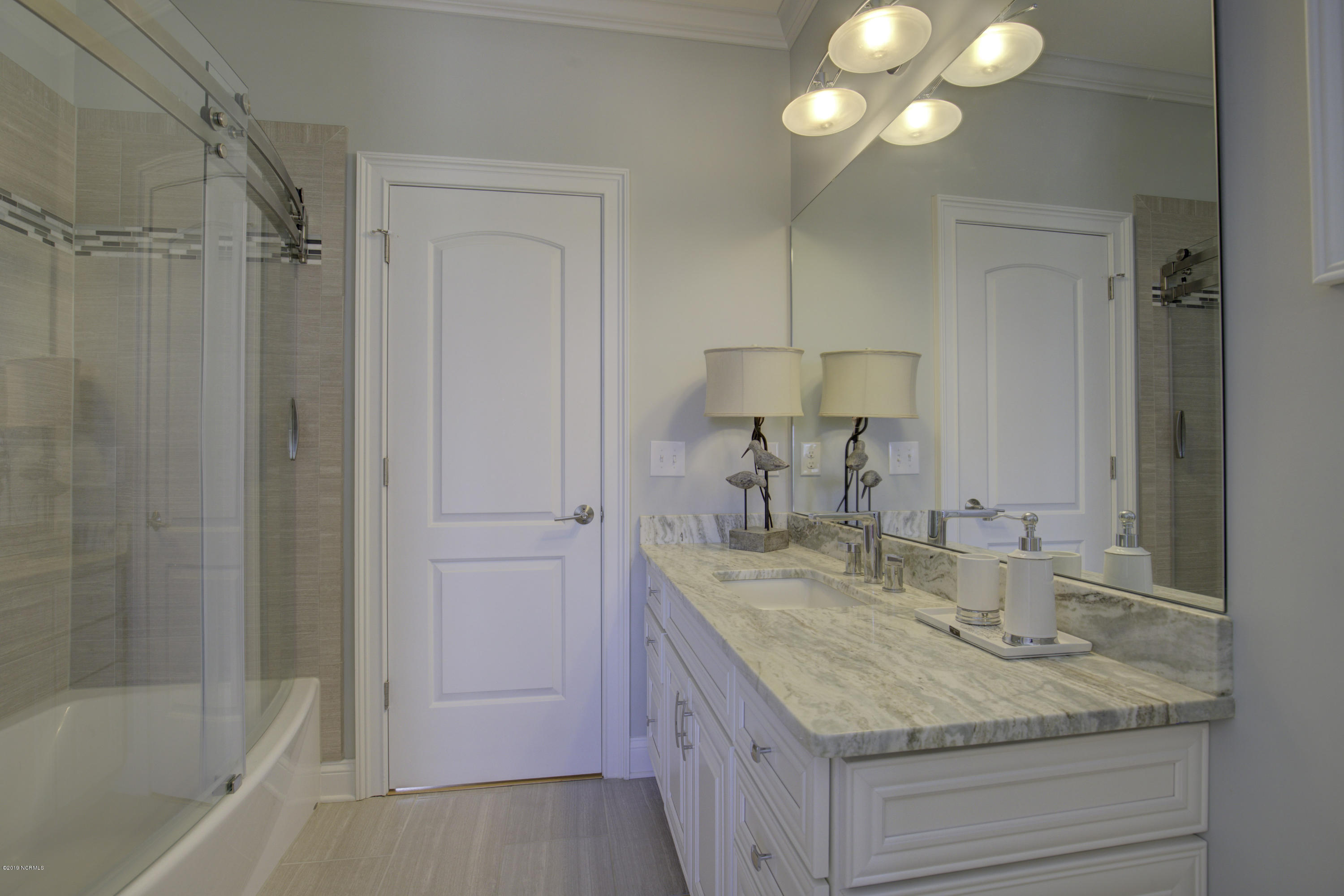 706 New River Inlet Road North Topsail Beach, NC 28460 - Photo 41 of 53 706 NRIR - Interiors_41