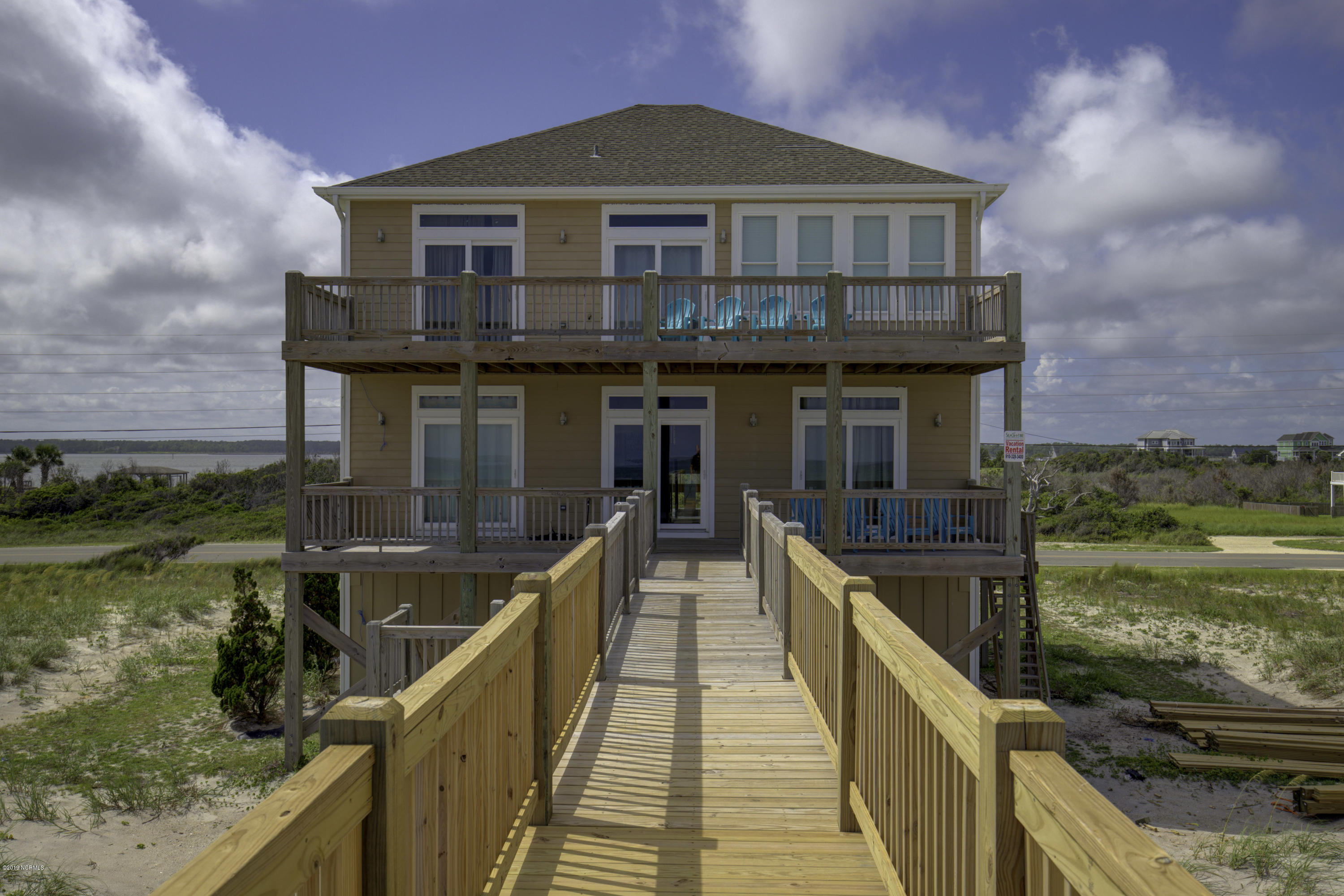 706 New River Inlet Road North Topsail Beach, NC 28460 - Photo 7 of 53 706 NRIR - Interiors_6