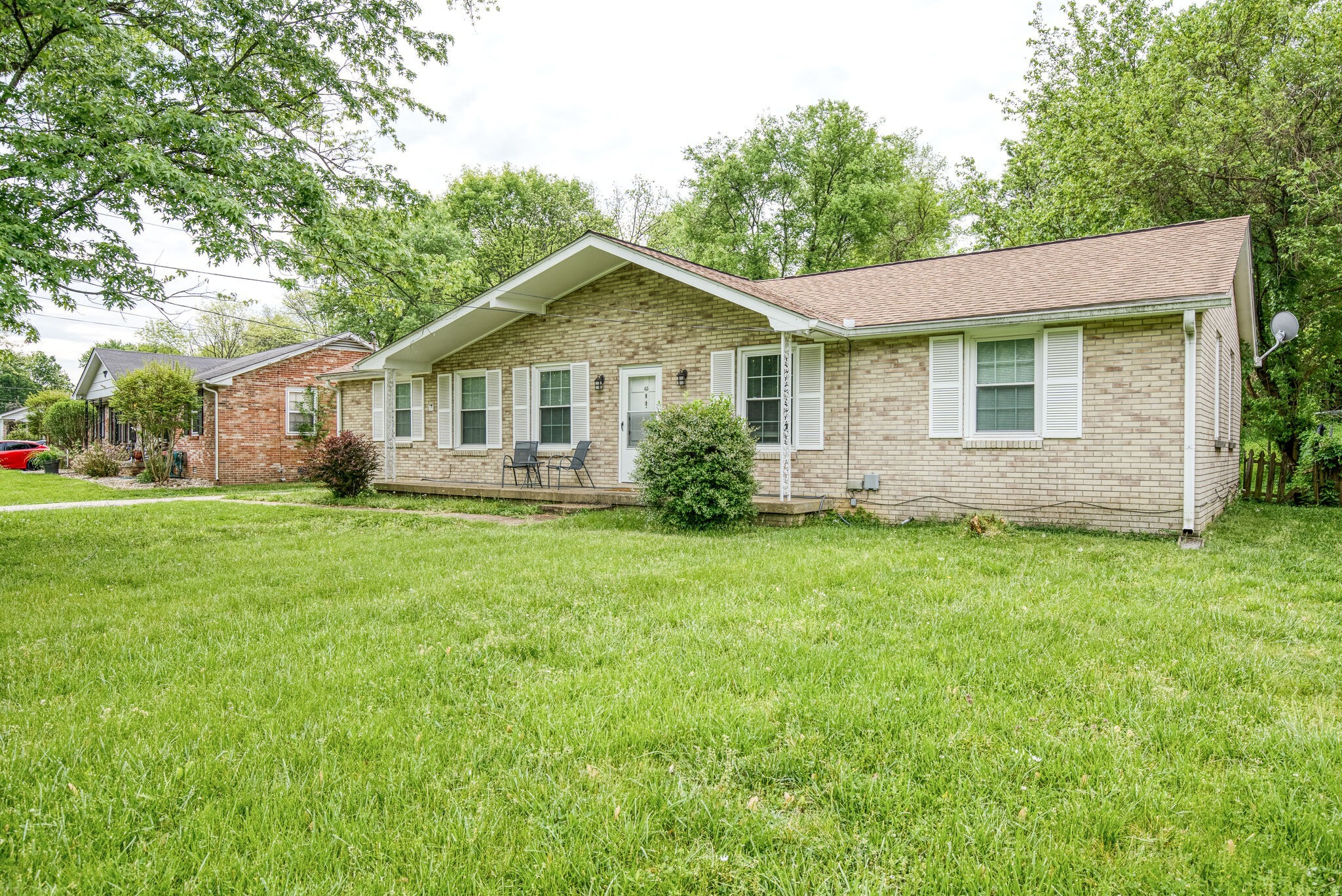 45 Benzing Road Antioch, TN 37013 - Photo 2 of 25 a front view of house with yard and green space
