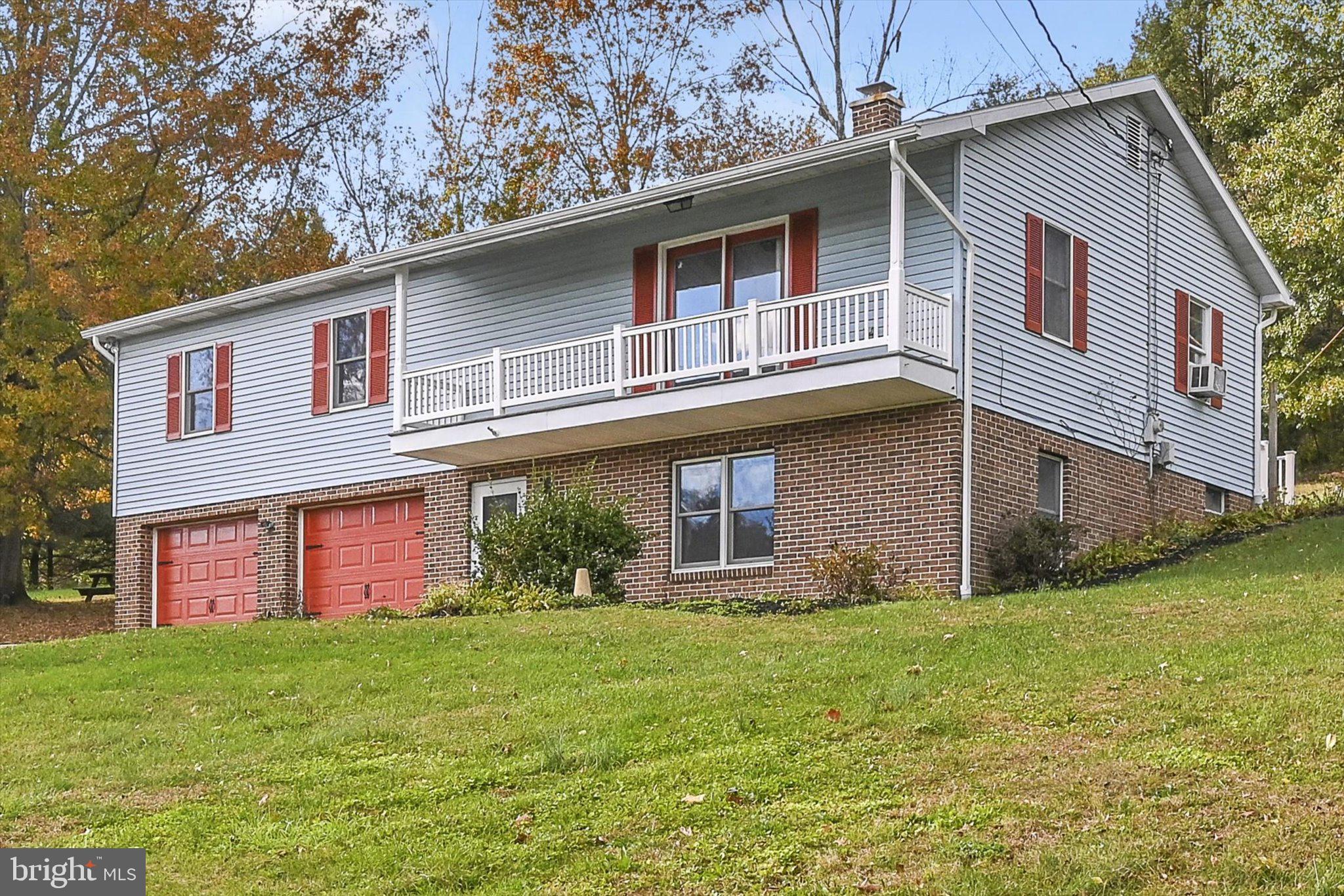 340 Graham Lane Windsor, PA 17366 - Photo 5 of 41 Gallery Image 5