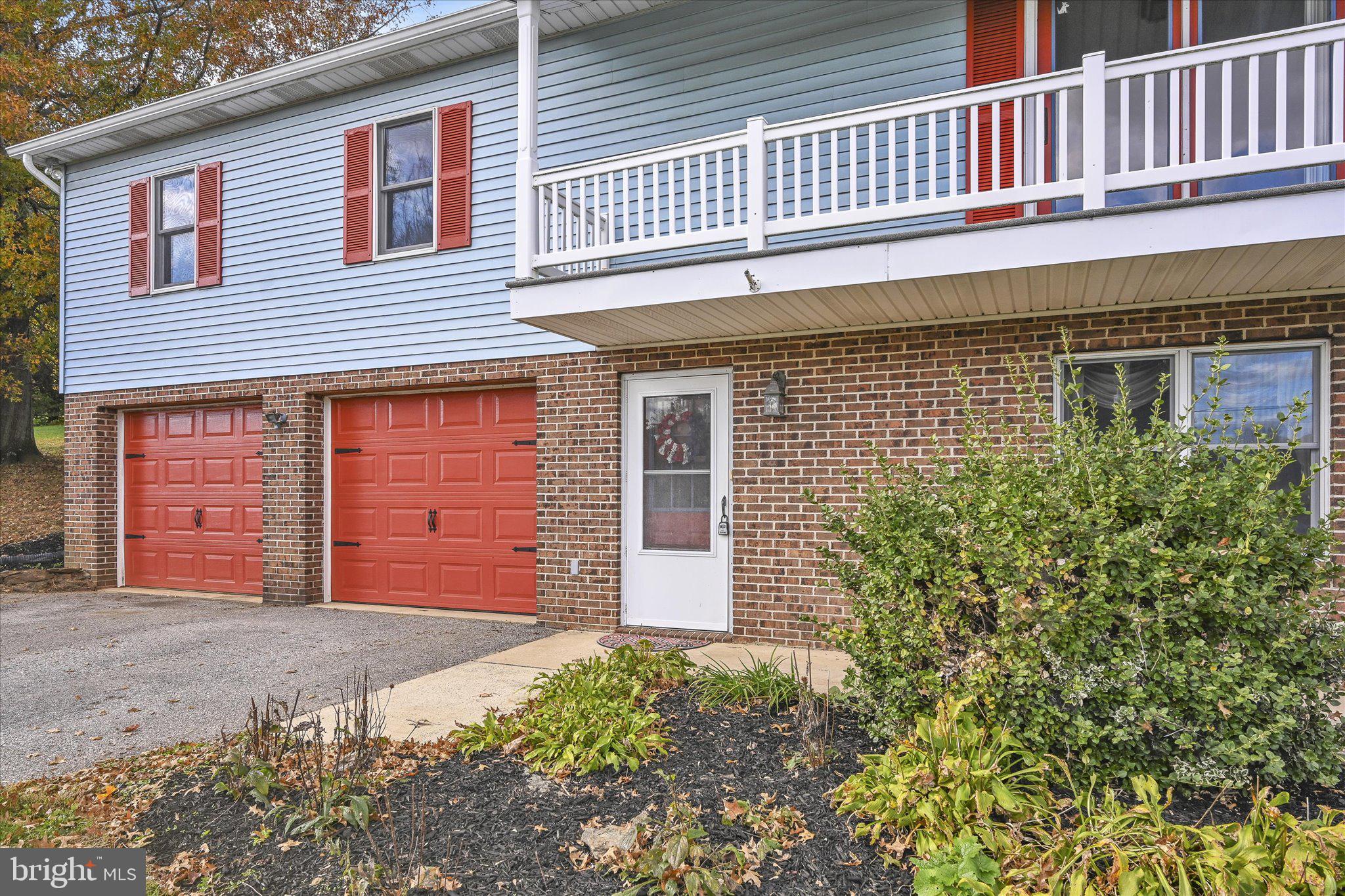 340 Graham Lane Windsor, PA 17366 - Photo 6 of 41 Gallery Image 6