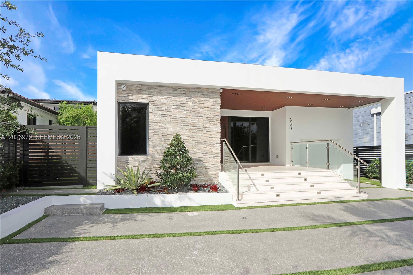 330 Southwest 19th Road Miami, FL 33129 - Photo 3 of 37