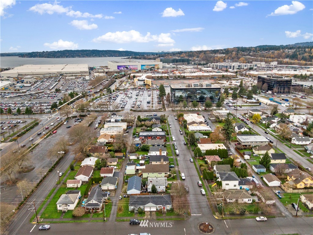 718 North 5th Street Renton, WA 98057 - Photo 5 of 19 Gallery Image 5