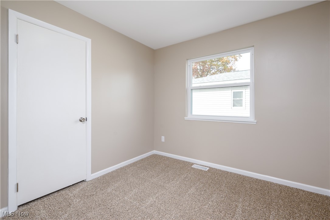 484 Lansing Road Akron, OH 44312 - Photo 16 of 32 Gallery Image 16