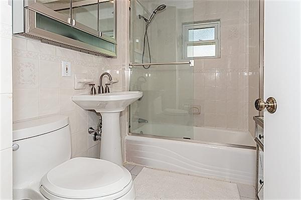 18 Moulton Road, Unit 2 Arlington, MA 02476 - Photo 11 of 17 Gallery Image 11