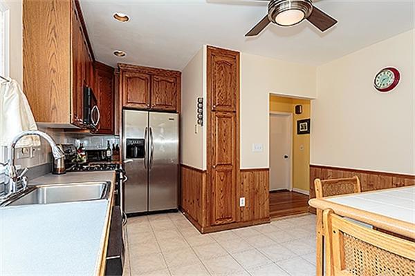 18 Moulton Road, Unit 2 Arlington, MA 02476 - Photo 8 of 17 Gallery Image 8