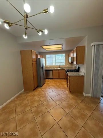 $1,495 | 830 Carnegie Street, Unit 714, Henderson, NV 89052