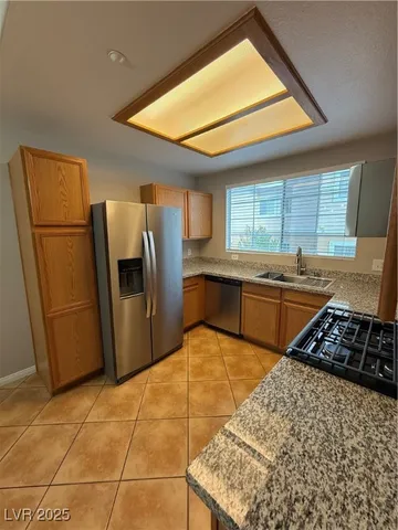 $1,495 | 830 Carnegie Street, Unit 714, Henderson, NV 89052