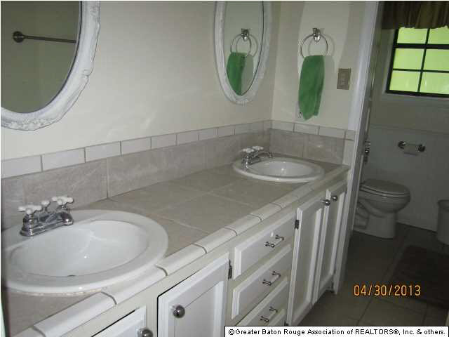26207 Wax Road Denham Springs, LA 70726 - Photo 13 of 24 Gallery Image 13