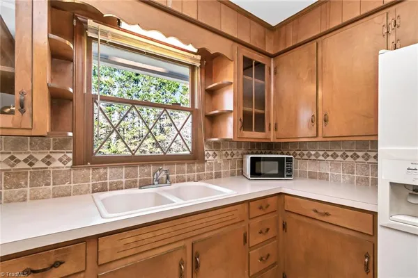 $318,000 | 1871 Boone Trail, North Wilkesboro, NC 28659