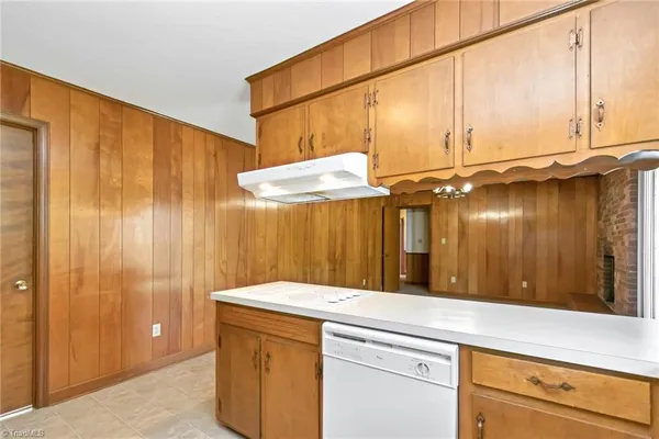 $318,000 | 1871 Boone Trail, North Wilkesboro, NC 28659