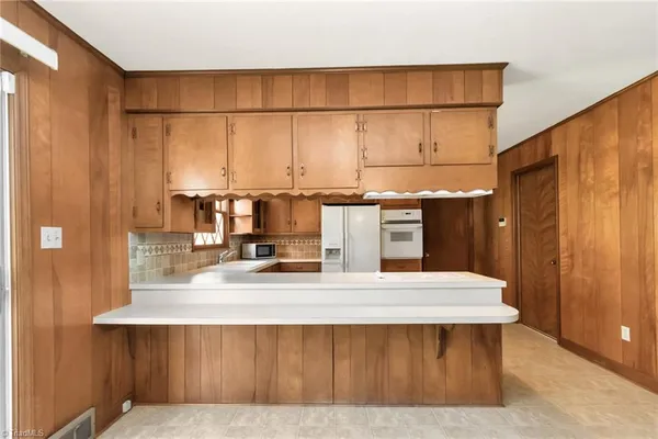 $318,000 | 1871 Boone Trail, North Wilkesboro, NC 28659