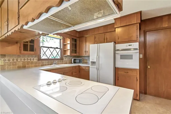 $318,000 | 1871 Boone Trail, North Wilkesboro, NC 28659