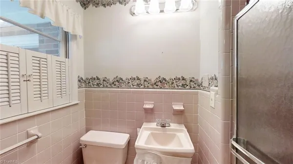 $318,000 | 1871 Boone Trail, North Wilkesboro, NC 28659